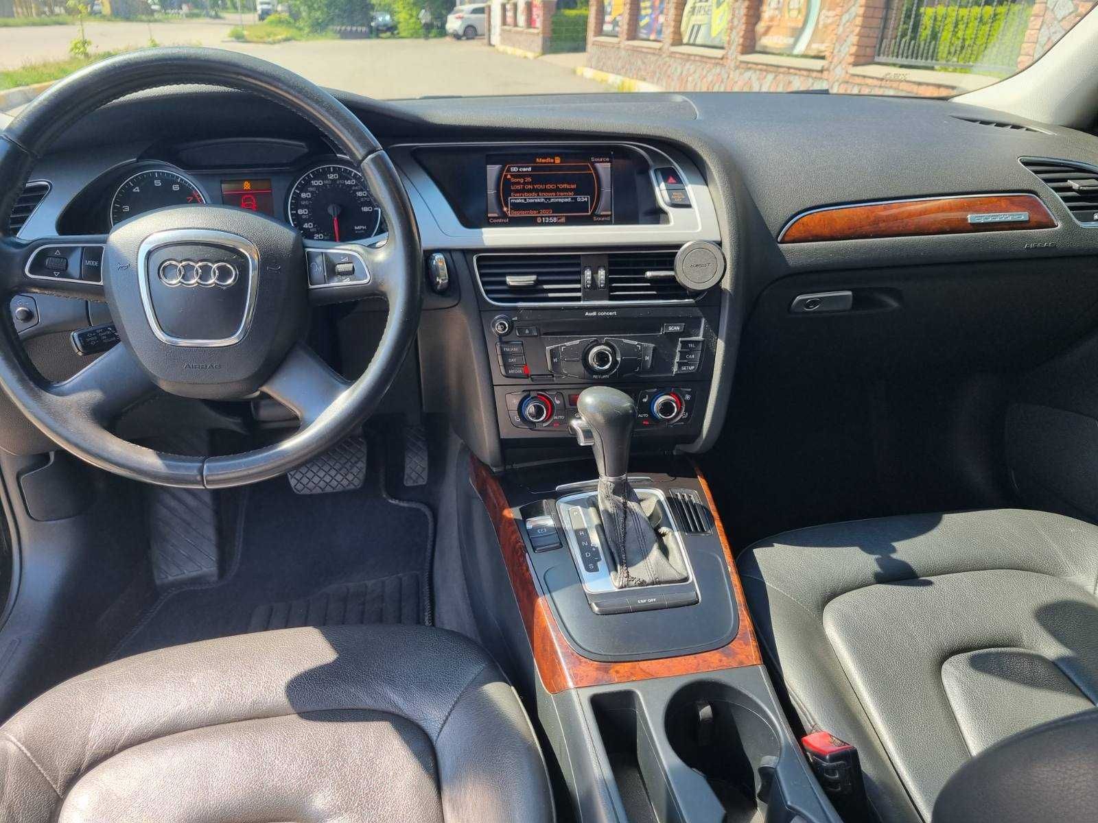 Audi A4 Premium Plus Quattro, 2010 2.0L 4, автомат, повний привід