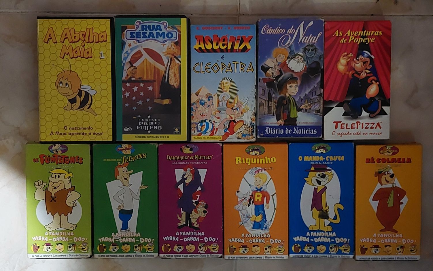 Cassetes VHS desenhos animados