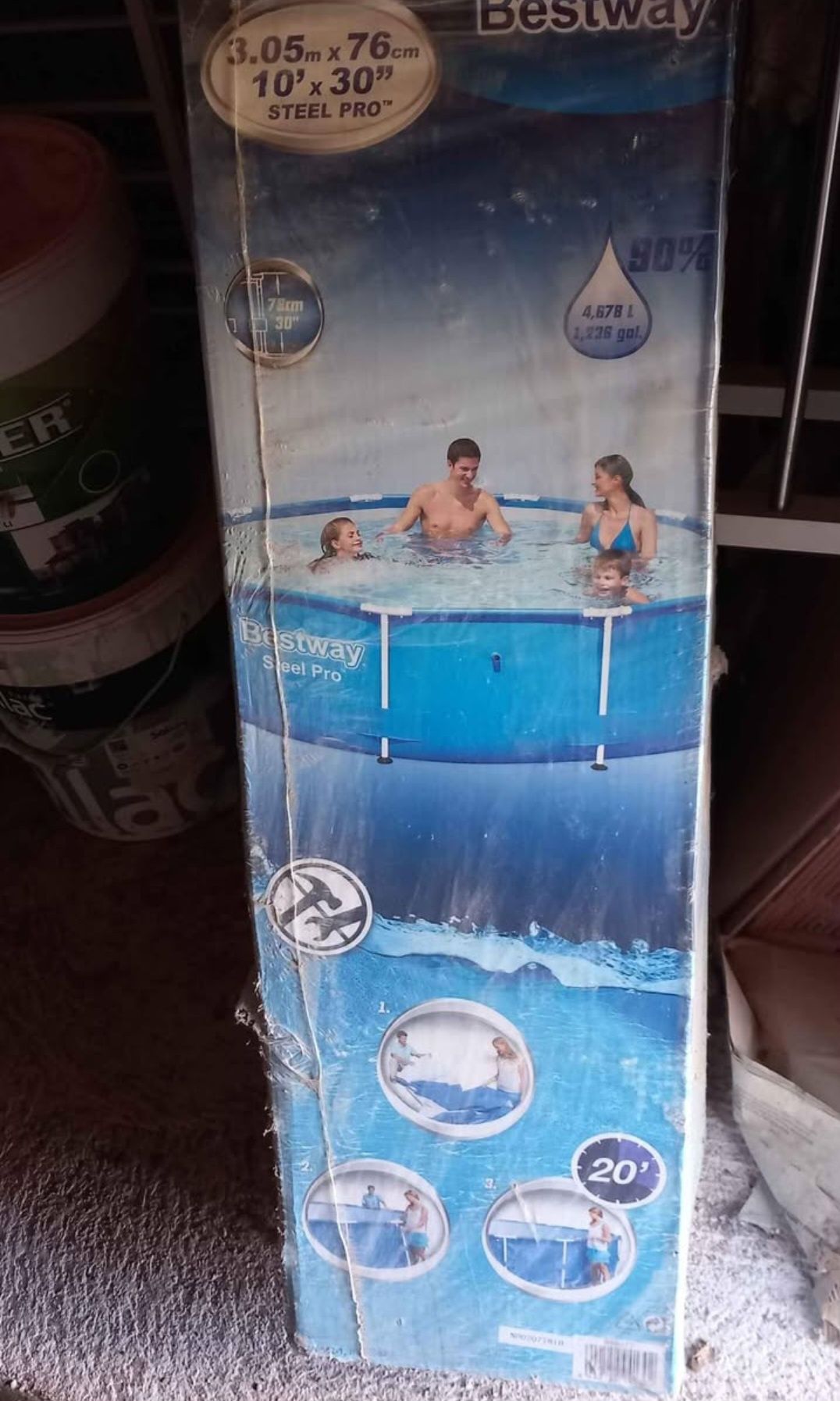 Piscina nunca usada