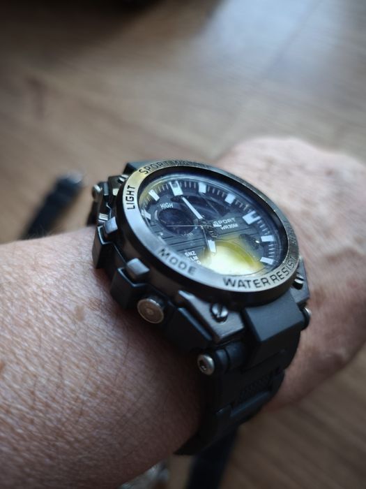 Stare zegarki , wykopi