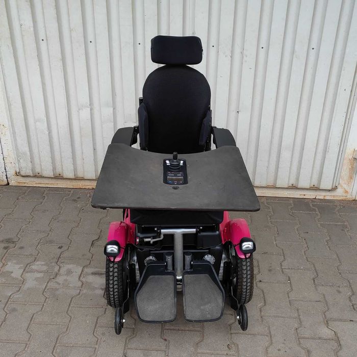 Wózek inwalidzki elektryczny Permobil K300 z windą
