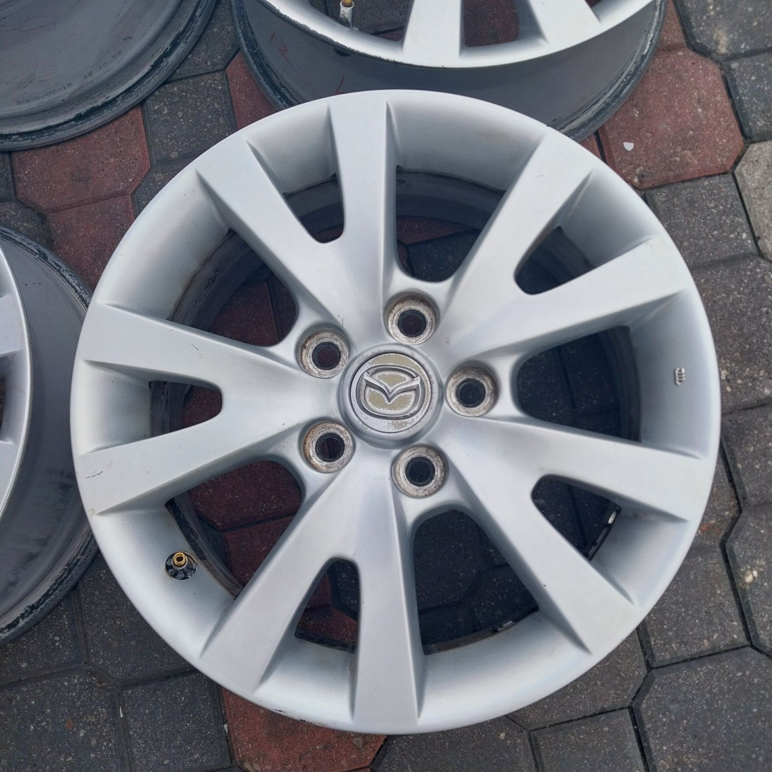 Oryginalne Felgi Aluminiowe Mazda 3 R16 5x114.3 6.5J ET 52.5