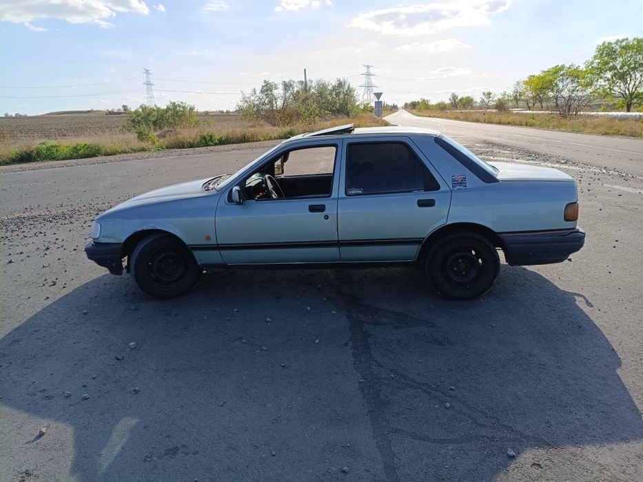 Форд сиера 2.0 donc