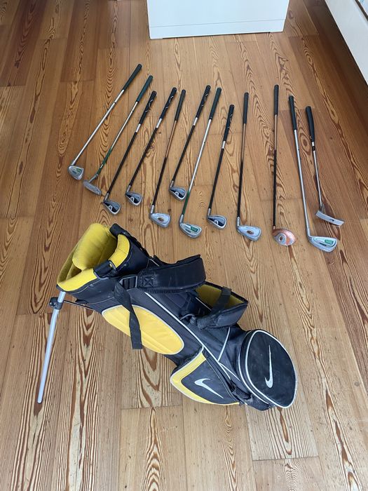 Vendo Saco de Golfe NIKE + 12 Tacos JUNIOR