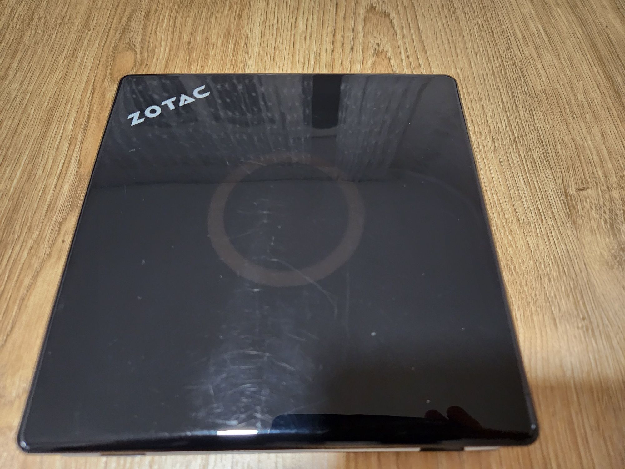 Міні-пк Zotac zbox MN321 на з/ч