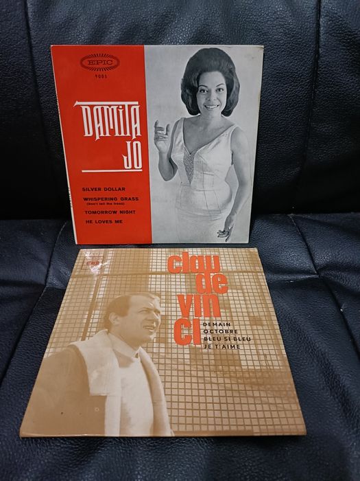 Conjunto de 12 singles