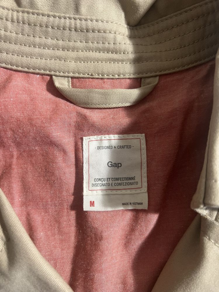 Плащ тренч Gap бежевый