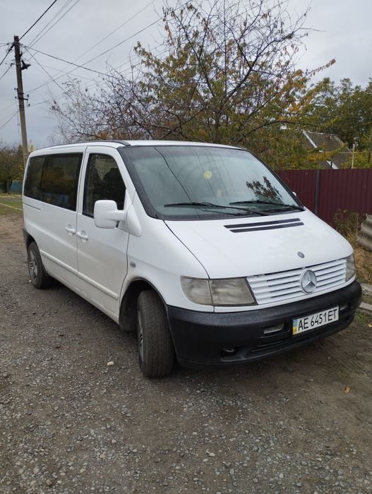 Продам Мерседес Вито 2.2 CDI дизель.