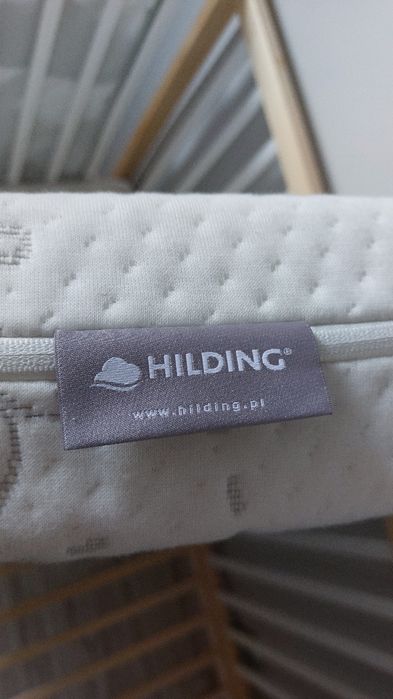 Łóżeczko dziecięce 120x60 z materacem Hilding