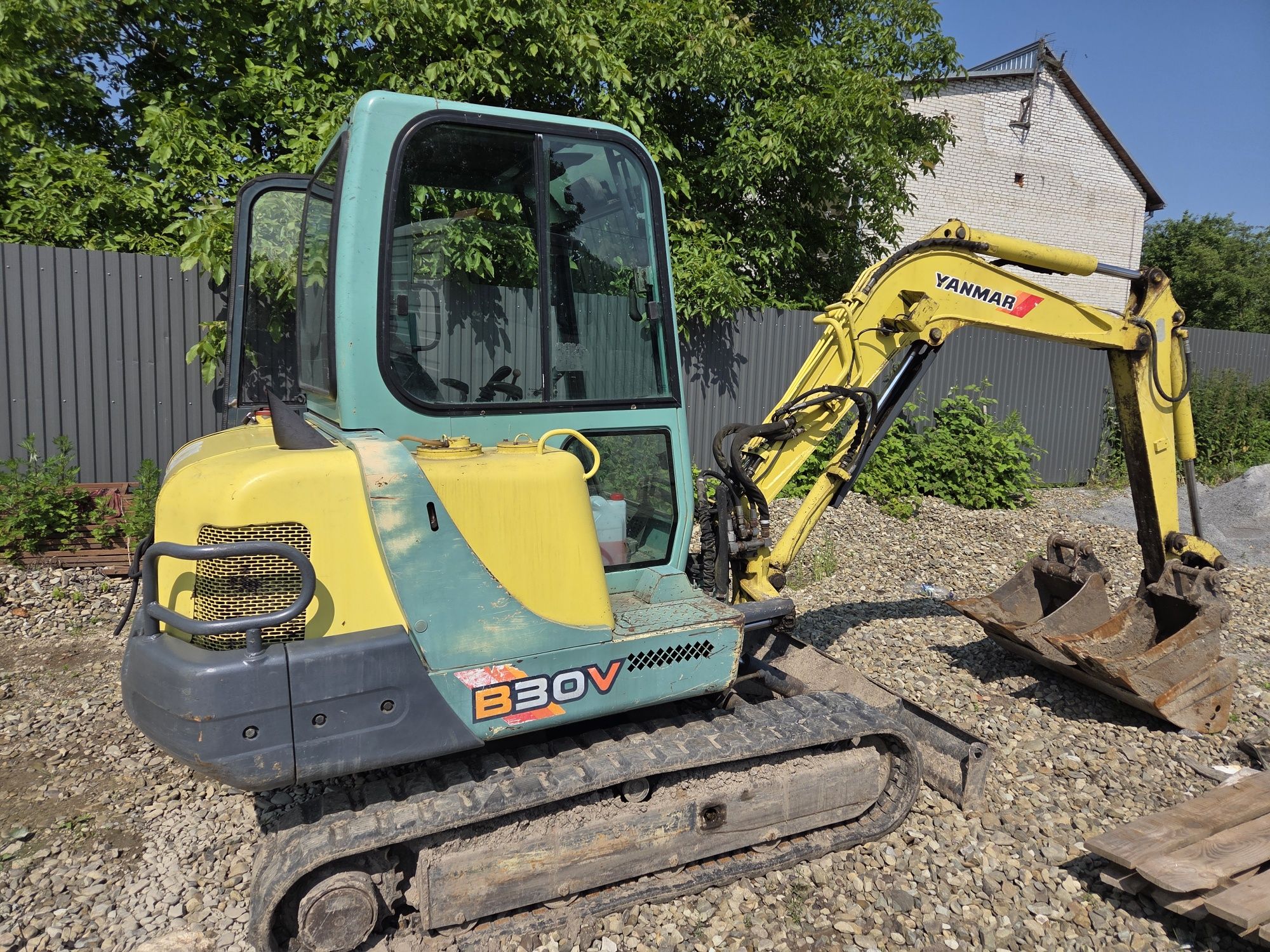 YANMAR B30V 2001рік Міні ескаватор гусиничний