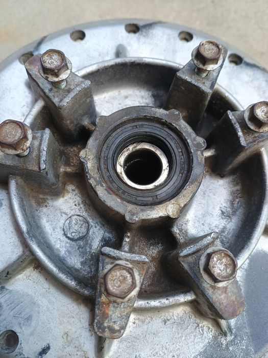 Ступиця  мото  Yamaha  xt, xtz 600, 660, 750