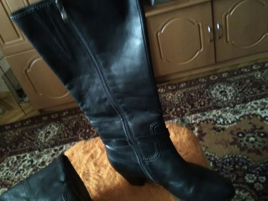 Сапоги зимние женские ,,,Немецкие,,, 41 разм. 5000 грн