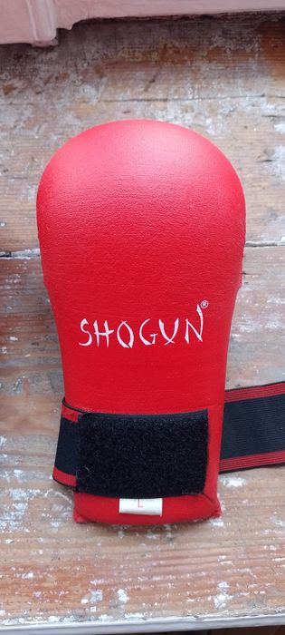 Napięstniki do karate WKF Tokaido ochraniacze rękawice