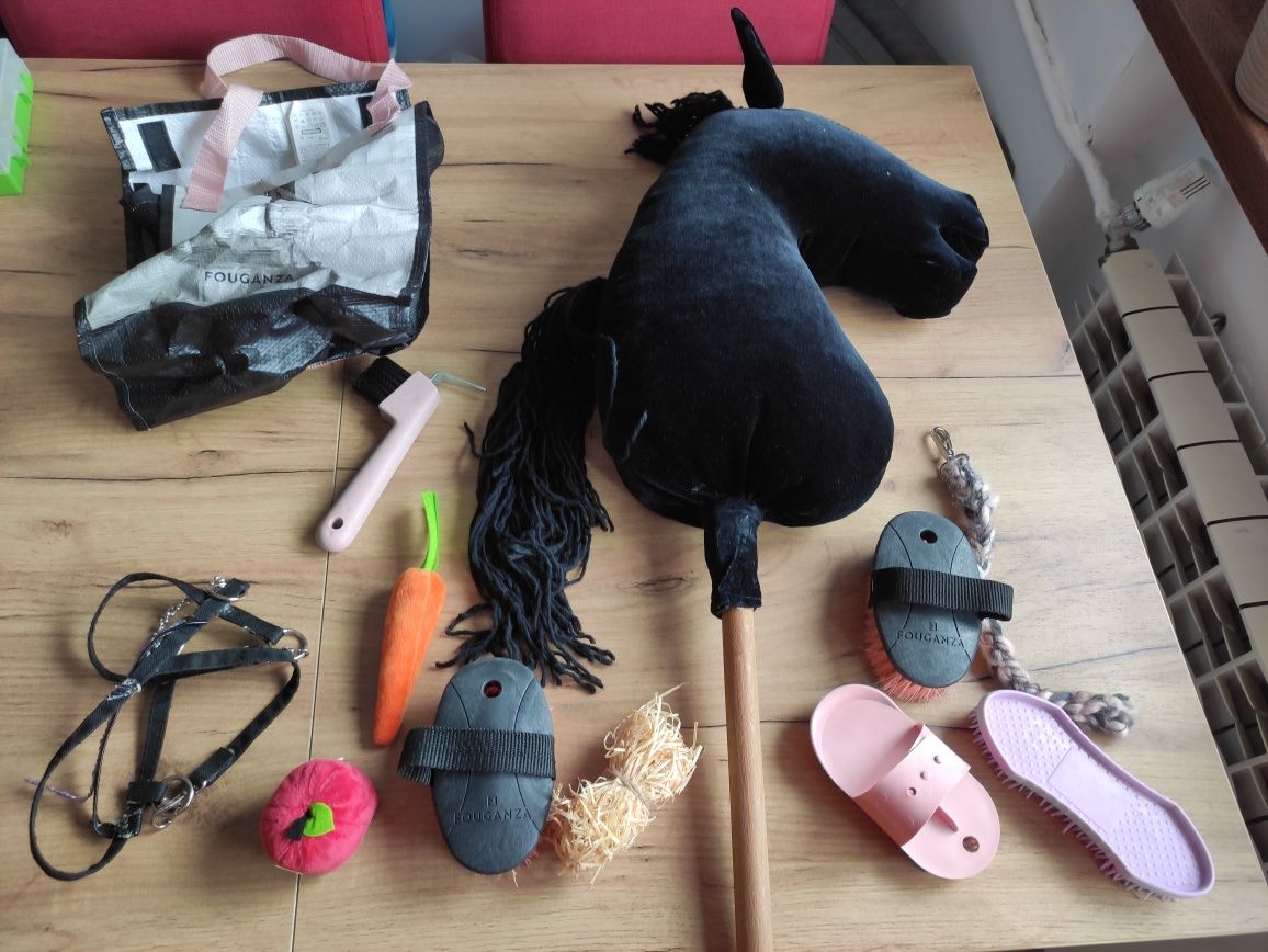 Hobby horse używany z całym osprzętem