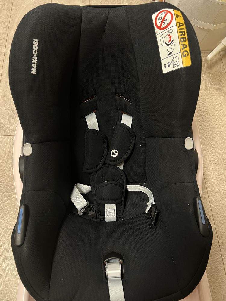 Автокрісло дитяче  Maxi Cosi Cabriofix до 13 кг