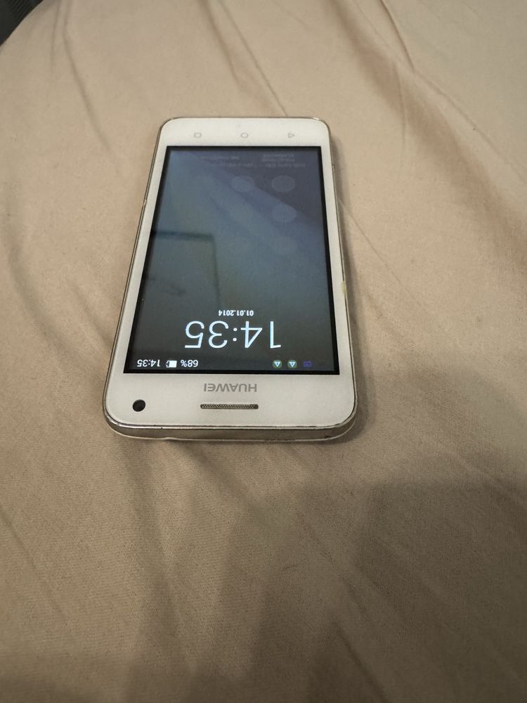 Telefon komurkowy HUAWEI Y360-U61  Y3