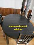 Mesa oval 4 cadeiras