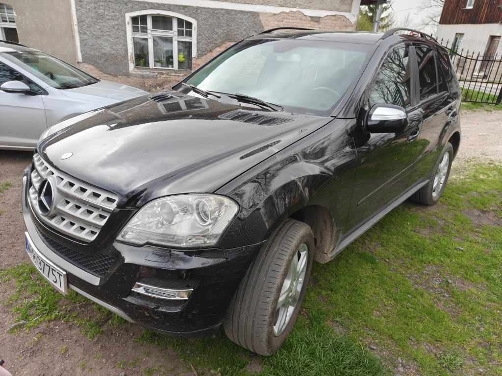 Mercedes ML W164