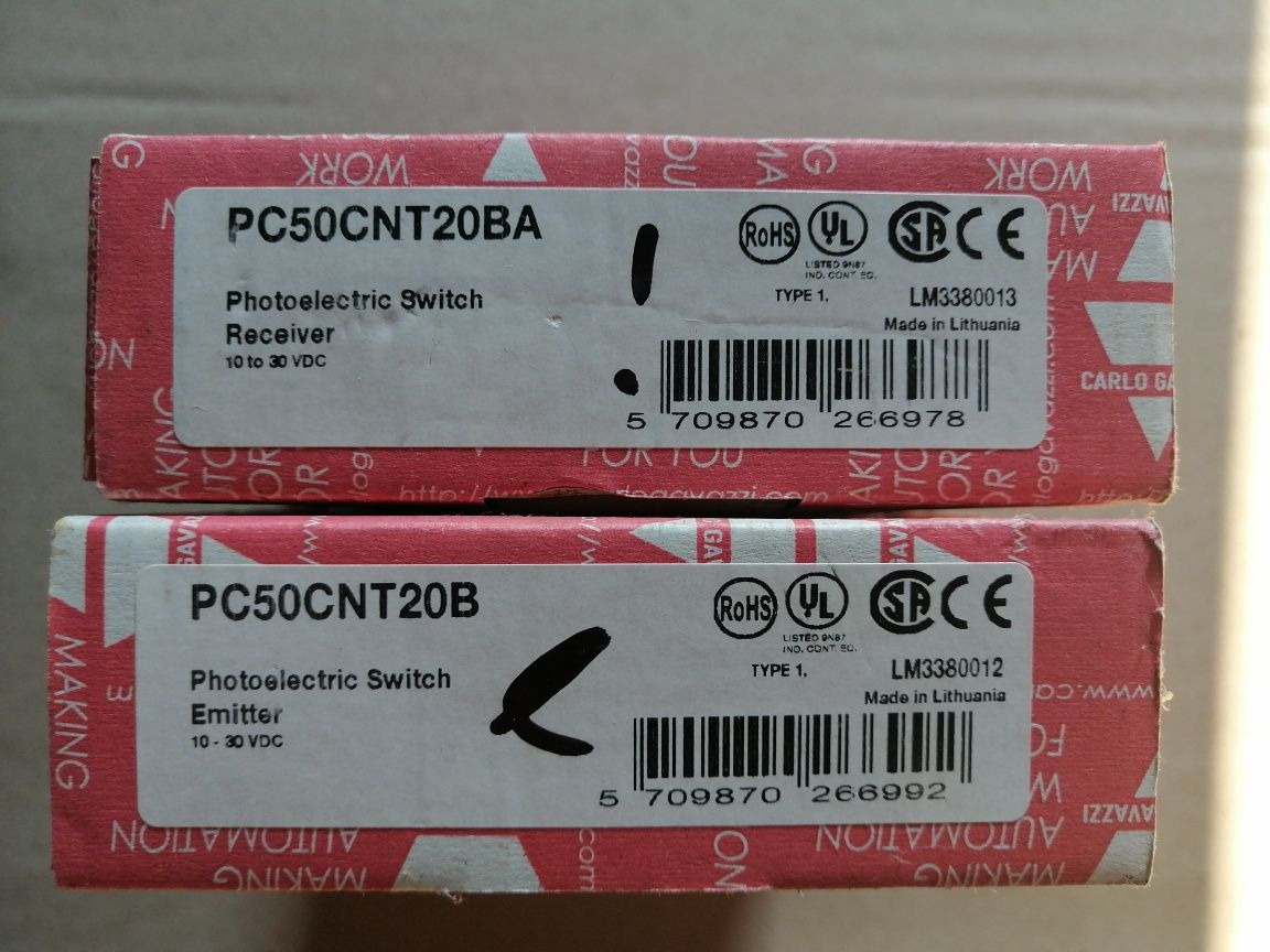 Оптичний датчик Carlo Gavazzi PC50CNT20BA