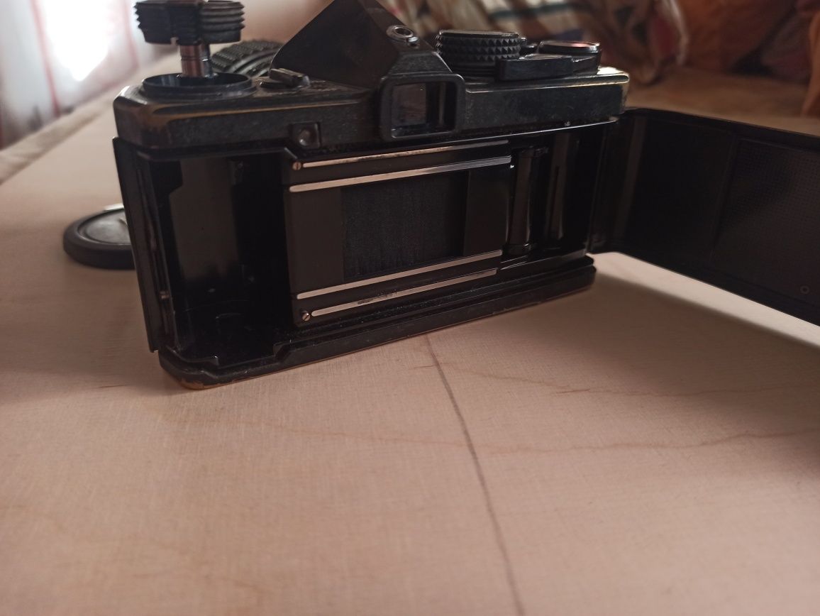 Пльоночний фотоаппарат olympus om2 обьєктив makinon 35-70 3.5-4,5