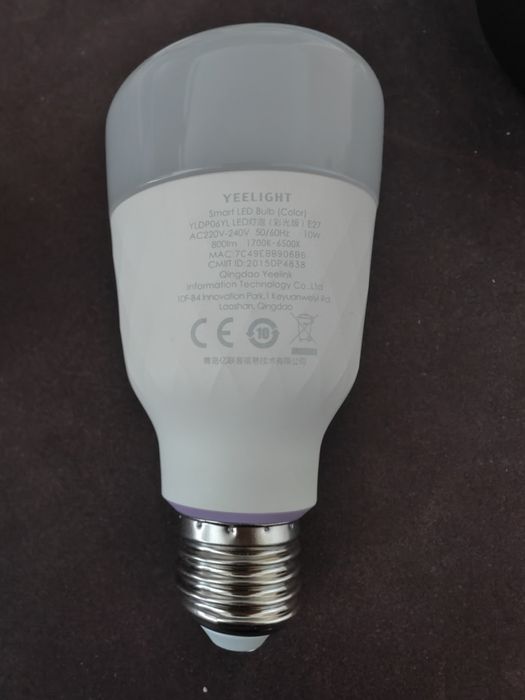 Żarówka inteligentna RGB Yeelight YDLP06YL