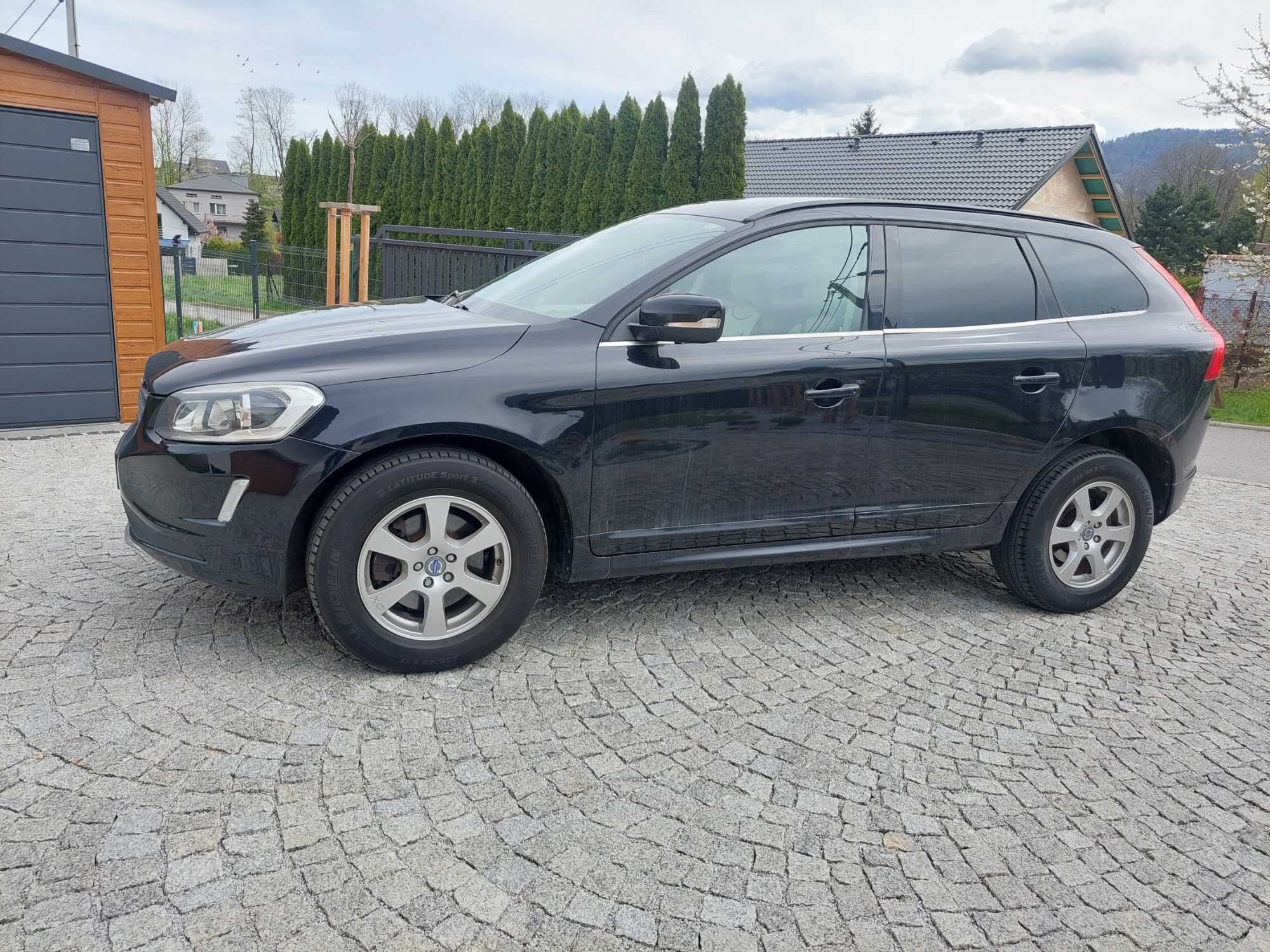 Samochód osobowy VOLVO XC 60 D5