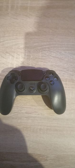 Cobra gamepad PS4