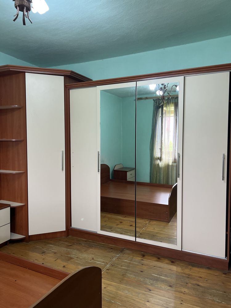 Продам меблі в спальню