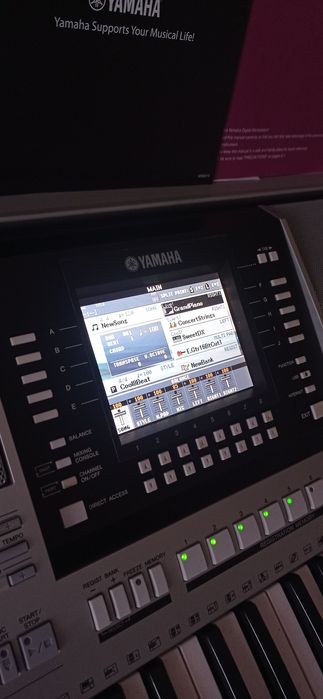 Keyboard Yamaha PSR S 910
