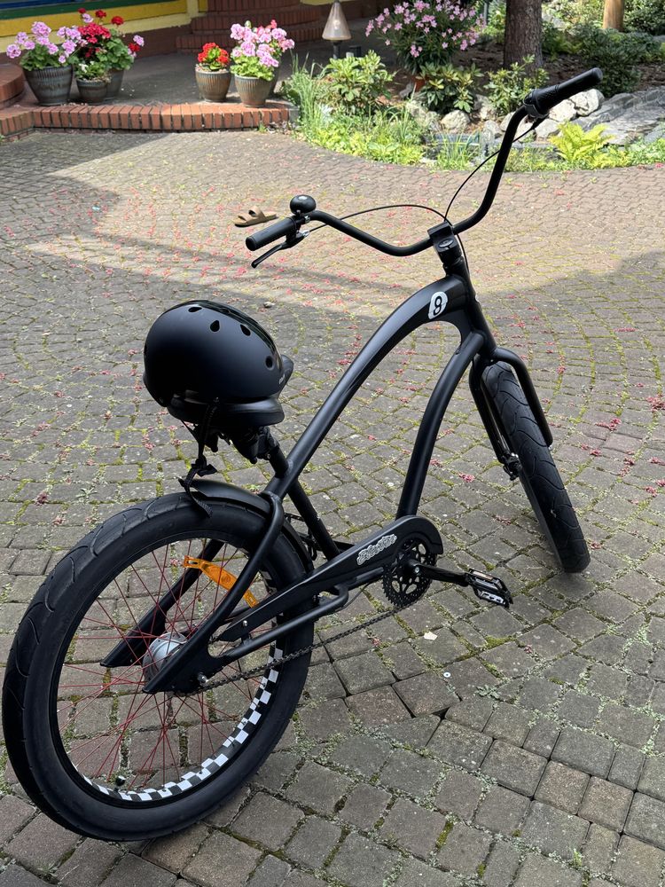 Electra Straight 8 8i cruiser
