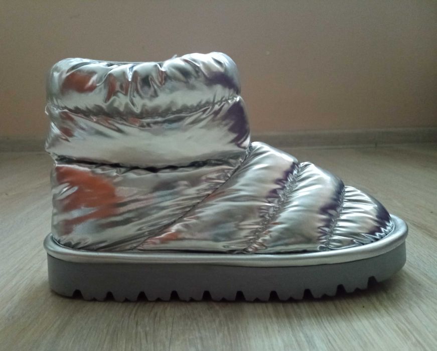 Srebrne śniegowce botki H&M 39