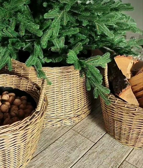 Спідничка для лита ялинка штучна ялинка та дровниця