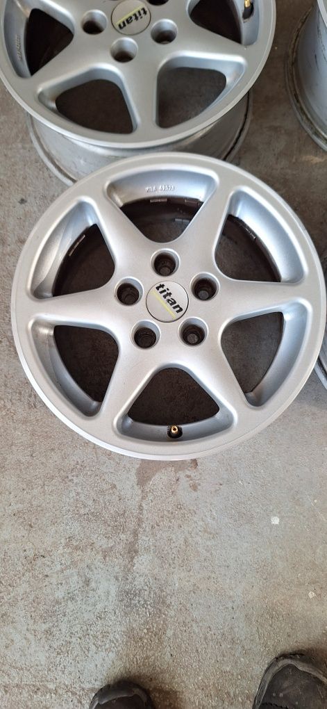 Felgi aluminiowe alufelgi 15 5x112 audi skoda   7j et38 mercedes
