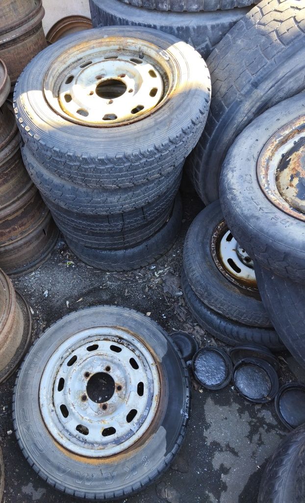 Шина диск колесо Газель Соболь Рута УАЗ 185/75 R16C в гарному стані