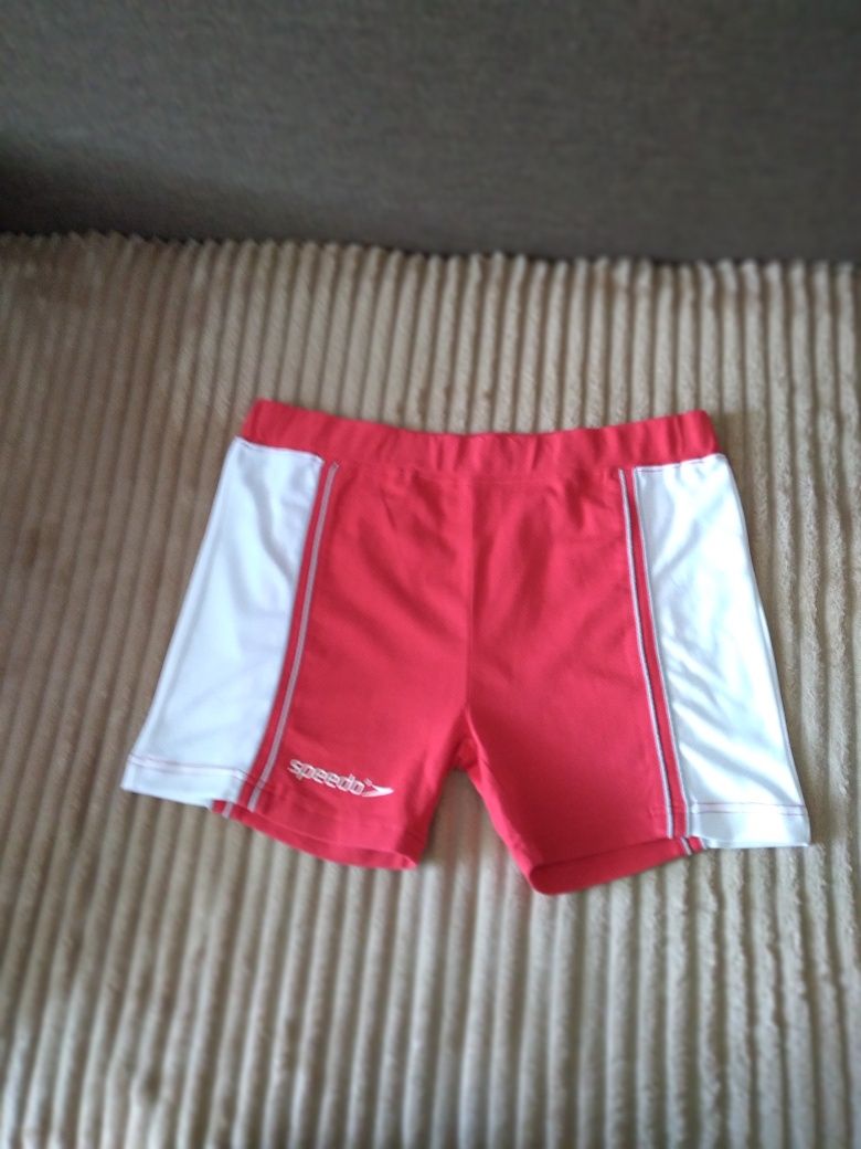 Продам женские  шорты Speedo