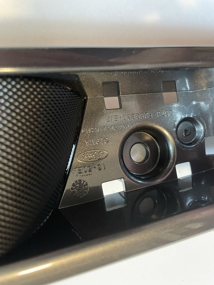 Ford Mondeo MK5 / klamka listwa drzwi lewy tył / ORG. / Nowy