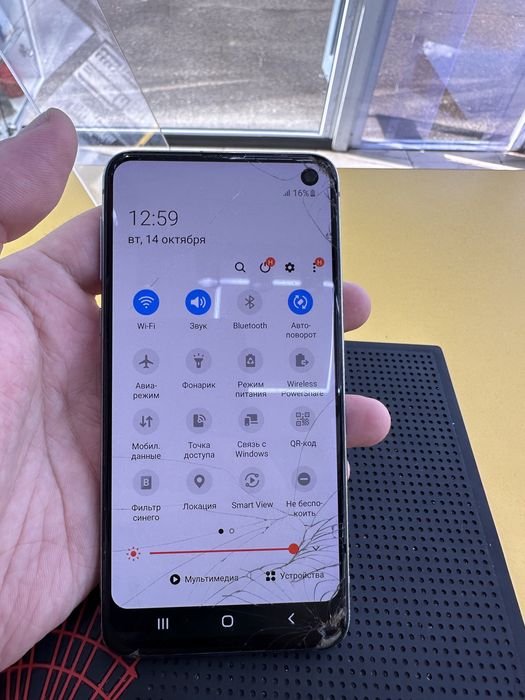 Samsungs10e 6/128