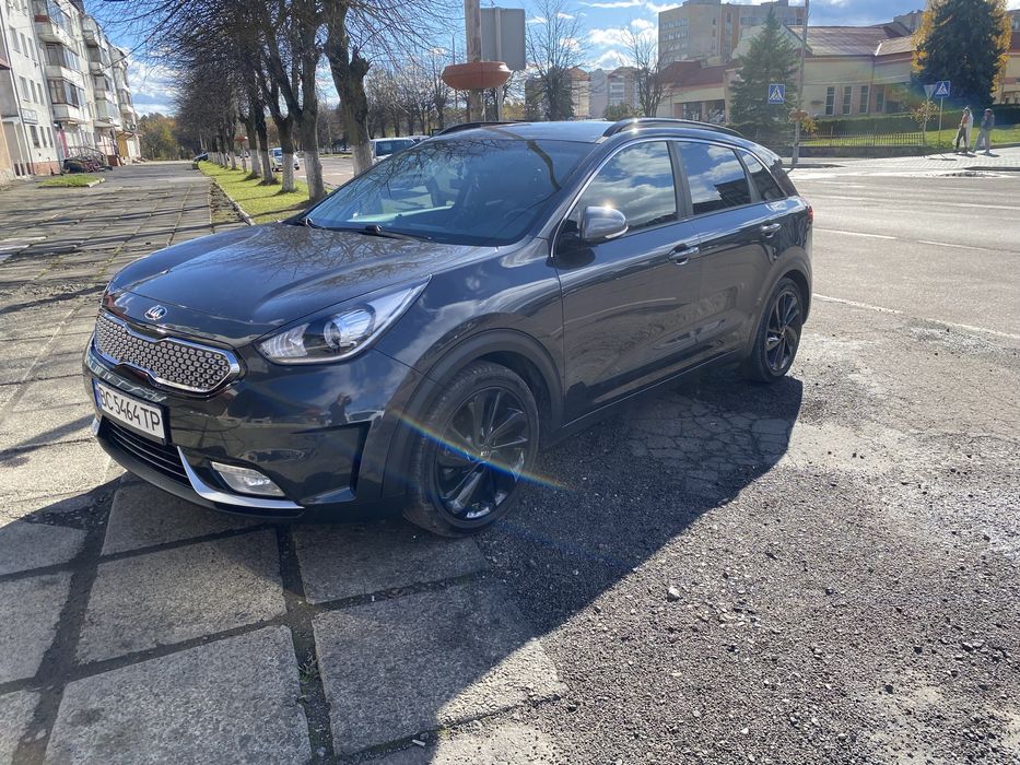 Продам  Кіа  Niro  гібрид