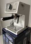 Ekspress do kawy, kolbowy, DeLonghi