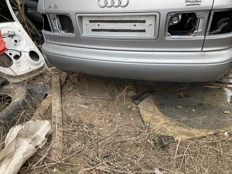 стойка audi a8 d2 багажник суппорт полуось дверка скло