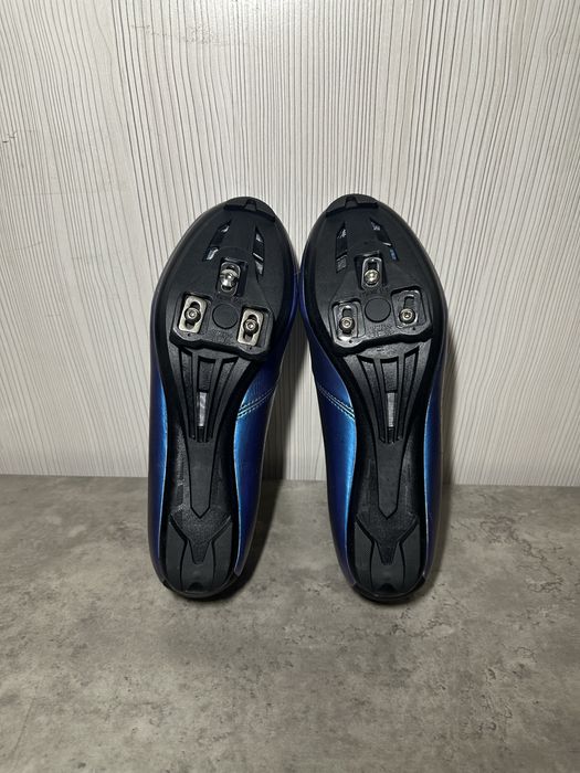 Вело взуття для шосейників