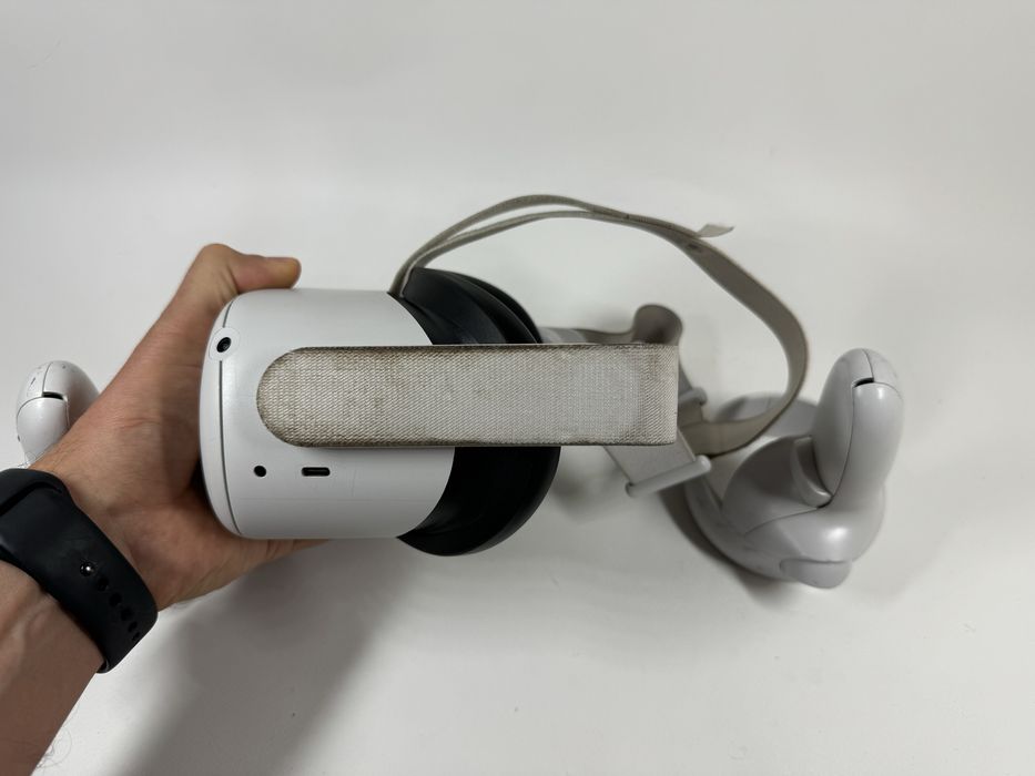 Oculus Quest 2 128 Gb VR/ Meta Quest 2 128 Gb VR Окуляри віртуальної