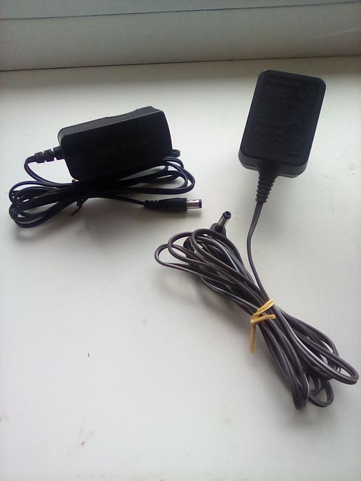 Зарядки до телефонів