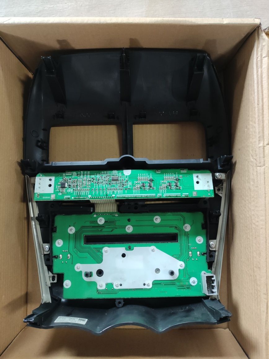 Autoradio Mitsubishi ASX 2012 com moldura