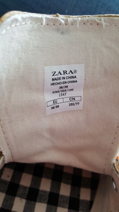 Buty całoroczne Zara