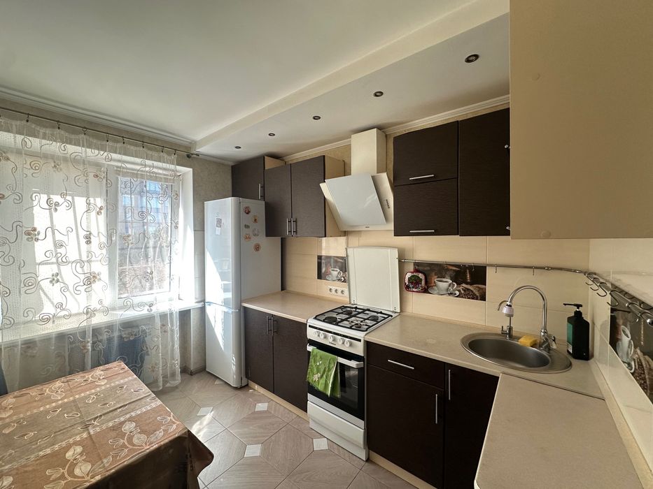 1 кiмн комфорт до центру 10 хв. затишна як вдома , бронюйте по тел.