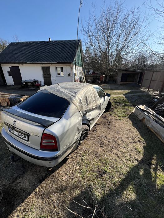 Продам або на розбор Шкода Октавія тур