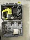 Martelo eletrico berbequim Ryobi RSDS 1050
