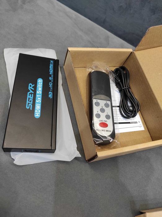 SGEYR Rozdzielacz SWITCH przełącznik HDMI 5 w 1 z Pilotem