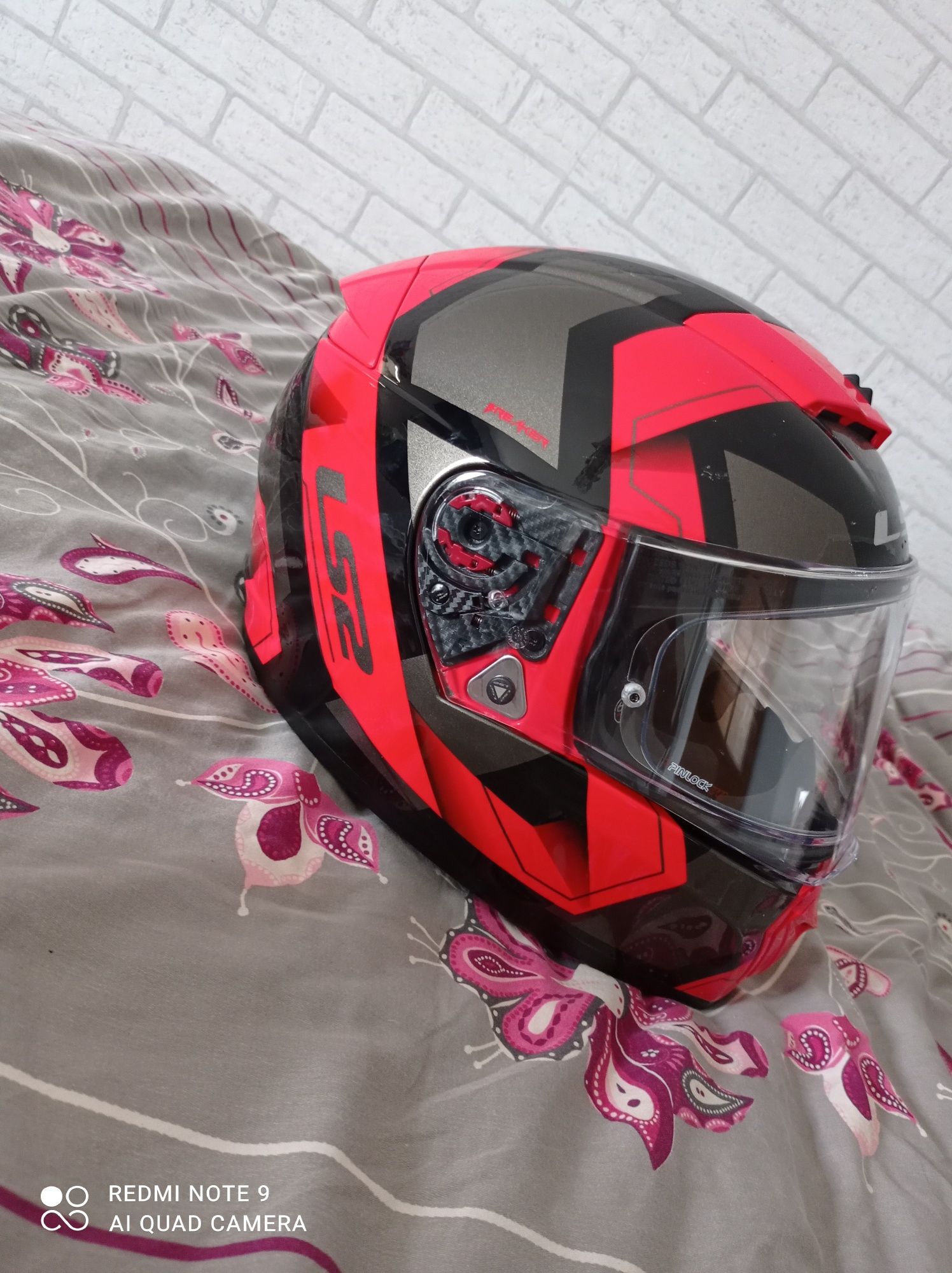 Kask motocyklowy LS2 FF390 BREAKER